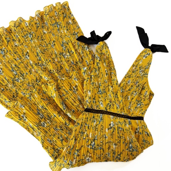 Lulus Dress Womens XS Yellow Black Floral Tie Shoulder Midi Ruffled Cocktail - Picture 3 of 10